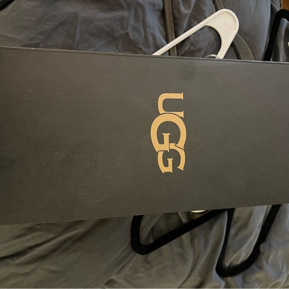 UGG Men's Scuff Slippers - Chestnut - Picture 5 of 5